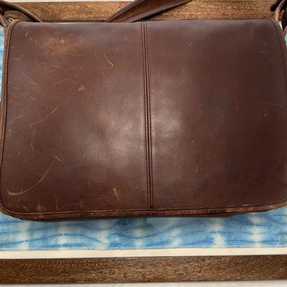 Coach Vintage 5206 Messenger Bag (Late 80s / Early 90s)